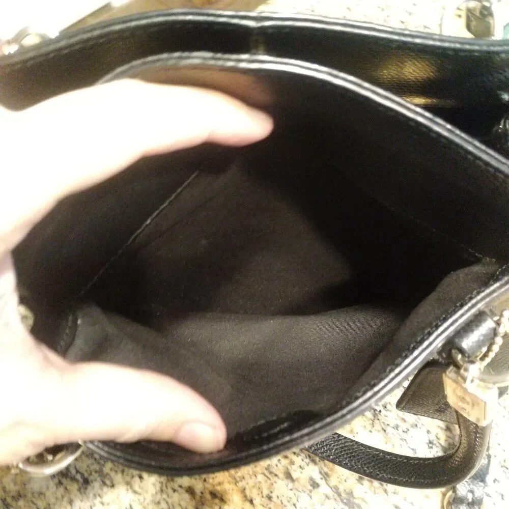 Coach Minetta Crossgrain Leather Black Satchel Crossbody Bag Handbag F34663